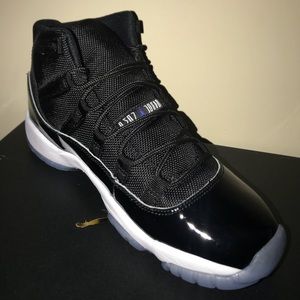 Air Jordan 11 Retro BG 'Space Jam' 2016